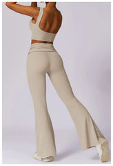 Akembos Yoga Set with Flared Pants