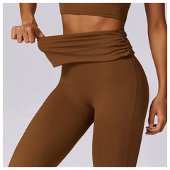 Akembos Yoga Set with Flared Pants